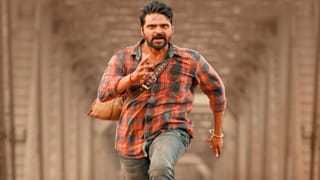 Pushpa: బన్నీ సినిమా మార్నింగ్‌ షో టికెట్లు కావాలన్న దర్శకుడు.. హీరోయిన్‌ రిప్లై ఏంటంటే..