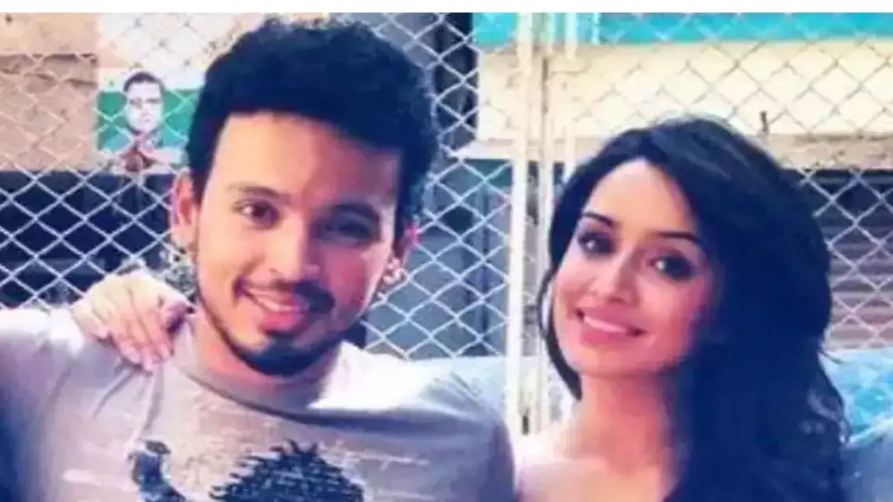 Shraddha Kapoor: త్వరలోనే పెళ్లిపీటలెక్కనున్న సాహో బ్యూటీ!.. హింట్‌ ఇచ్చిన ప్రముఖ నటి..