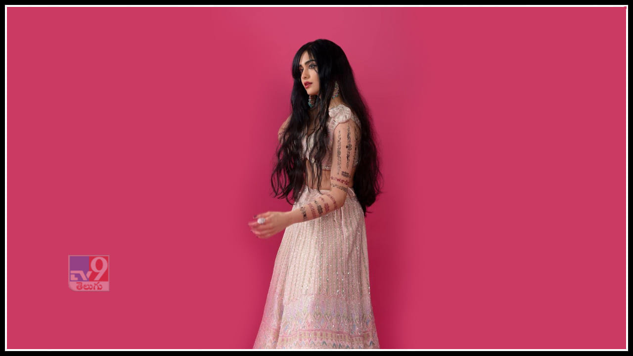 ఓ రేంజ్ లో రెచ్చిపోతున్న అదా శర్మ ఫొటోస్..