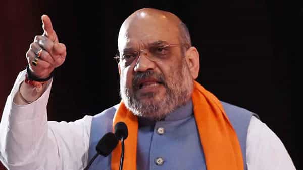 Amit Shah: హిజాబ్ వివాదంపై పెదవి విప్పిన అమిత్ షా.. ఏమన్నారంటే..