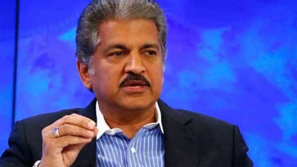 Anand Mahindra: అక్కడికి వెళ్తే ఆ పిజ్జా రెస్టారెంట్లోనే భోజనం చేస్తా.. ఆనంద్ మహీంద్రా ట్వీట్..