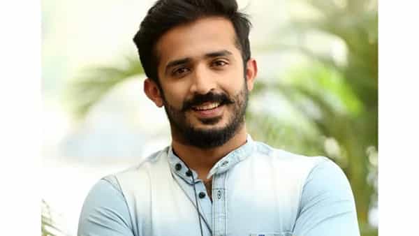 Anchor Ravi: నా ఫ్యామిలీ జోలికి వచ్చారు.. డబ్బులిస్తే వాళ్లింట్లో వాళ్లను కూడా ట్రోల్ చేస్తారు.. యాంకర్ రవి షాకింగ్ కామెంట్స్..