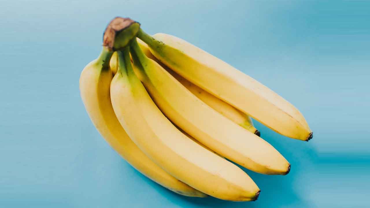 Banana Benefits: చలికాలంలో అరటిపండు తింటున్నారా.. అయితే ఈ సంగతి తప్పనిసరిగా తెలుసుకోండి..