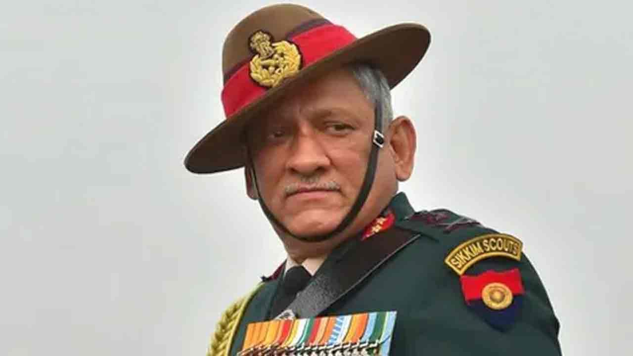 CDS Bipin Rawat: బిపిన్ రావత్ మరణంపై ఓ వ్యక్తి సోషల్ మీడియాలో అనుచిత పోస్టులు.. అరెస్ట్ చేసిన పోలీసులు