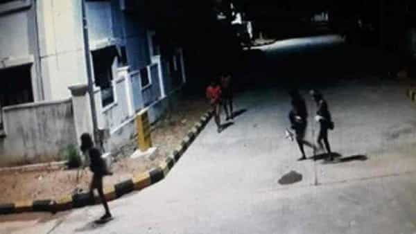 Cheddi Gangs: ఏపీలో దడ పుట్టిస్తున్న చెడ్డీ గ్యాంగ్స్.. నగర శివారులే టార్గెట్.. అడ్డొస్తే అంతే..