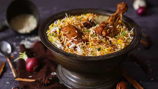 Chicken Biryani: ఈ ఏడాది దేశంలో ఆన్లైన్ ఆర్డర్లలో టాప్ చికెన్ బిర్యానీ.. తాజా సర్వేలో ఆసక్తికర విషయాలు..!