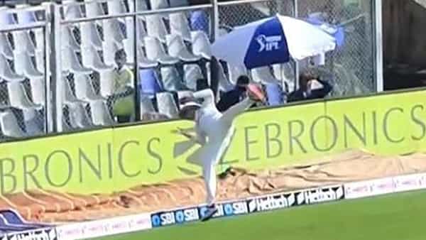 IND vs NZ: మ్యాచ్ ఆడకుండా ఒక్క క్యాచ్తో హీరో అయ్యాడు.. అద్భుతమైన ఫిల్డింగ్ చేసిన ఆ ఆటగాడు ఎవరంటే..