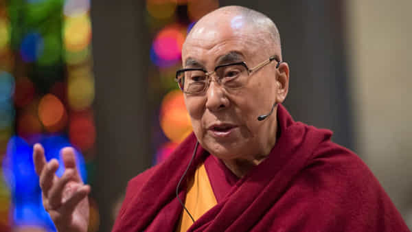 Dalailama: మత సామరస్యం విషయంలో భారత్ ప్రపంచానికే మార్గదర్శి.. ఇక్కడి ప్రజల జీవనం నన్నెంతగానో ఆకట్టుకుంటోంది: దలైలామా