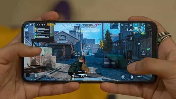 Gaming Experience: స్మార్ట్ఫోన్లో గేమ్స్ ఆడటం సరదానా.. మంచి గేమింగ్ అనుభవం కోసం ఎటువంటి ఫీచర్లు ఉన్న ఫోన్ కొనాలంటే..