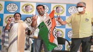 Goa Elections: గోవాలో మారుతున్న రాజకీయ సమీకరణాలు..  టీఎంసీలో చేరిన ఐదుగురు నేతలు ఆపార్టీకి రాజీనామా!
