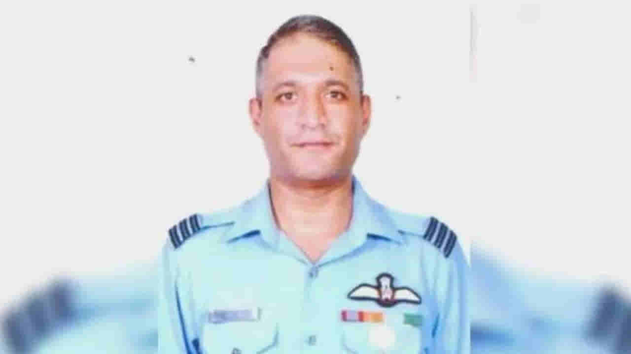 Helicopter Crash: హెలికాప్టర్ ప్రమాదం నుంచి బయటపడిన గ్రూప్ కెప్టెన్ వరుణ్ సింగ్ పరిస్థితి ఎలా ఉందంటే..