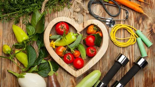Healthy Habits: ఇలా చేస్తే రోజంతా హ్యాపీనే.. ఆరోగ్యంగా, ఫిట్గా ఉండేందుకు వీటిని అలవర్చుకోండి..
