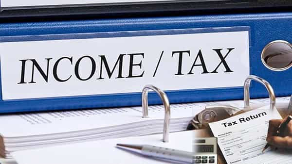 ITR Filing: మీరు ఐటీఆర్ దాఖలు చేశారా..? గడువు ముగిసిపోతే రూ.10వేల జరిమానా: వెల్లడించిన కేంద్ర ఆర్థిక శాఖ