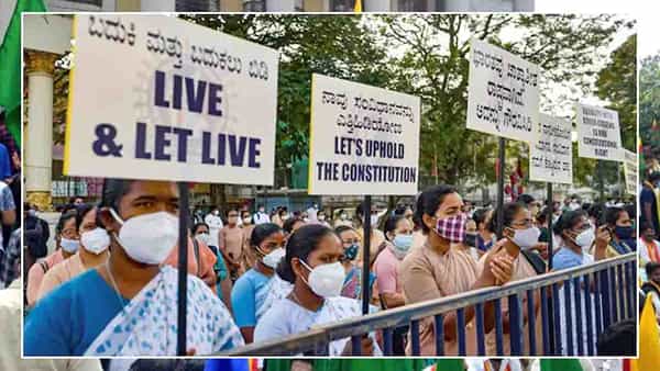 Anti-Conversion Bill: మతమార్పిడి నిరోధక బిల్లుపై కర్ణాటకలో రగడ.. వ్యతిరేకంగా మైనారిటీ సంఘాలు భారీ ర్యాలీ!