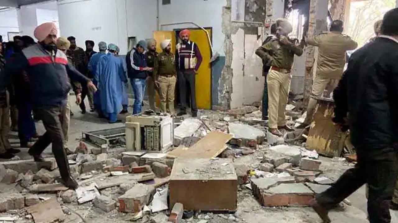 Ludhiana Blasts: లూథియానా కోర్టు హాలులో బాంబు పేలుళ్ల సూత్రధారి జస్వీందర్ సింగ్ ముల్తానీ అరెస్ట్..జర్మనీలో చిక్కిన ఉగ్రవాది!