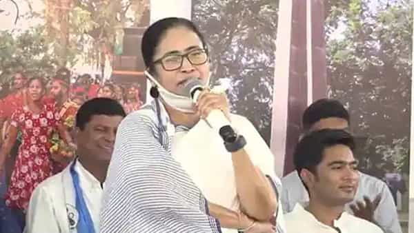 Mamata Banerjee: కాంగ్రెస్ మాతో కలిసి రావాలి.. బీజేపీ టార్గెట్గా గోవాలో మమత ప్రచారం..