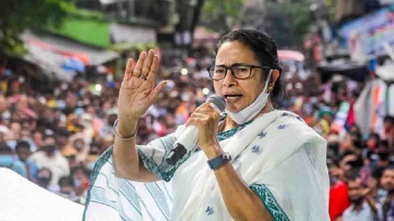 Mamata Banerjee: బీజేపీని ఓడించాలంటే ఎవరైన మాకు మద్దతు ఇవ్వాల్సిందే.. గోవాలో బెంగాల్ దీదీ కీలక వ్యాఖ్యలు!