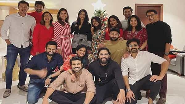 Charan-Bunny: మెగా వారసులంతా కలిసి ప్రేక్షకులకు క్రిస్మస్ ట్రీట్.. ఒకే పిక్లో చెర్రీ, బన్నీ, సహా మెగా కజిన్స్ కనుల విందు..