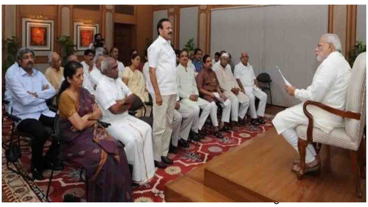 Modi Meet MPs: ఏపీ, తెలంగాణ, కర్నాటక బీజేపీ ఎంపీలతో ప్రధాని భేటీ.. భవిష్యత్ కార్యాచరణపై దిశానిర్దేశం!