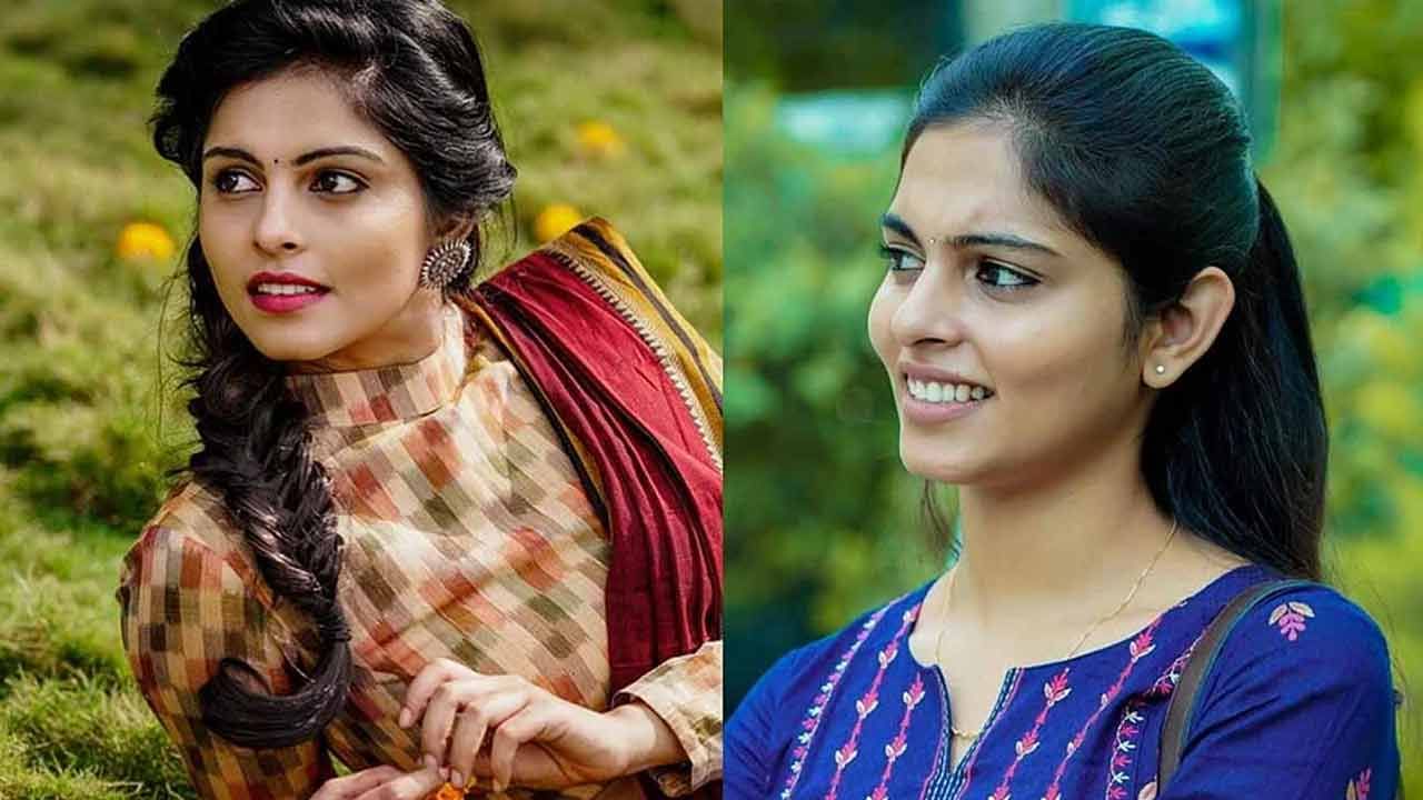 ప్రముఖ యూట్యూబర్ షణ్ముఖ్ జస్వంత్ ప్రధాన పాత్రలో నటించిన సూర్య వెబ్ సిరీస్ ఎంతగా హిట్ అయ్యిందో తెలిసిన సంగతే. ఇందులో సూర్య సరసన అంజలి పాత్రలో నటించి మెప్పించింది మౌనిక రెడ్డి. తెలివైన అమాయకపు ప్రియురాలిగా నటించి ప్రేక్షకులను ఆకట్టుకుంది మౌనిక రెడ్డి సూర్య వెబ్ సిరీస్‏తో అత్యంత పాపులారిటీని సంపాదించుకుంది.