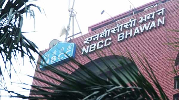 NBCC Recruitment: నవరత్న సంస్థ ఎన్బీసీసీలో ఉద్యోగాలు.. నెలకు రూ. లక్షన్నరకు పైగా జీతం పొందే అవకాశం..