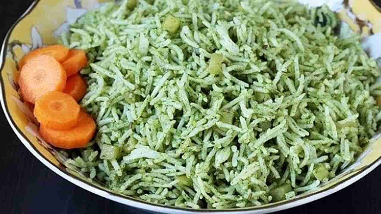 Palak Rice: తిన్నవే తిని బోర్ కొడుతుందా.. కాస్తా వెరైటీగా ఇలా ట్రై చేయండి..