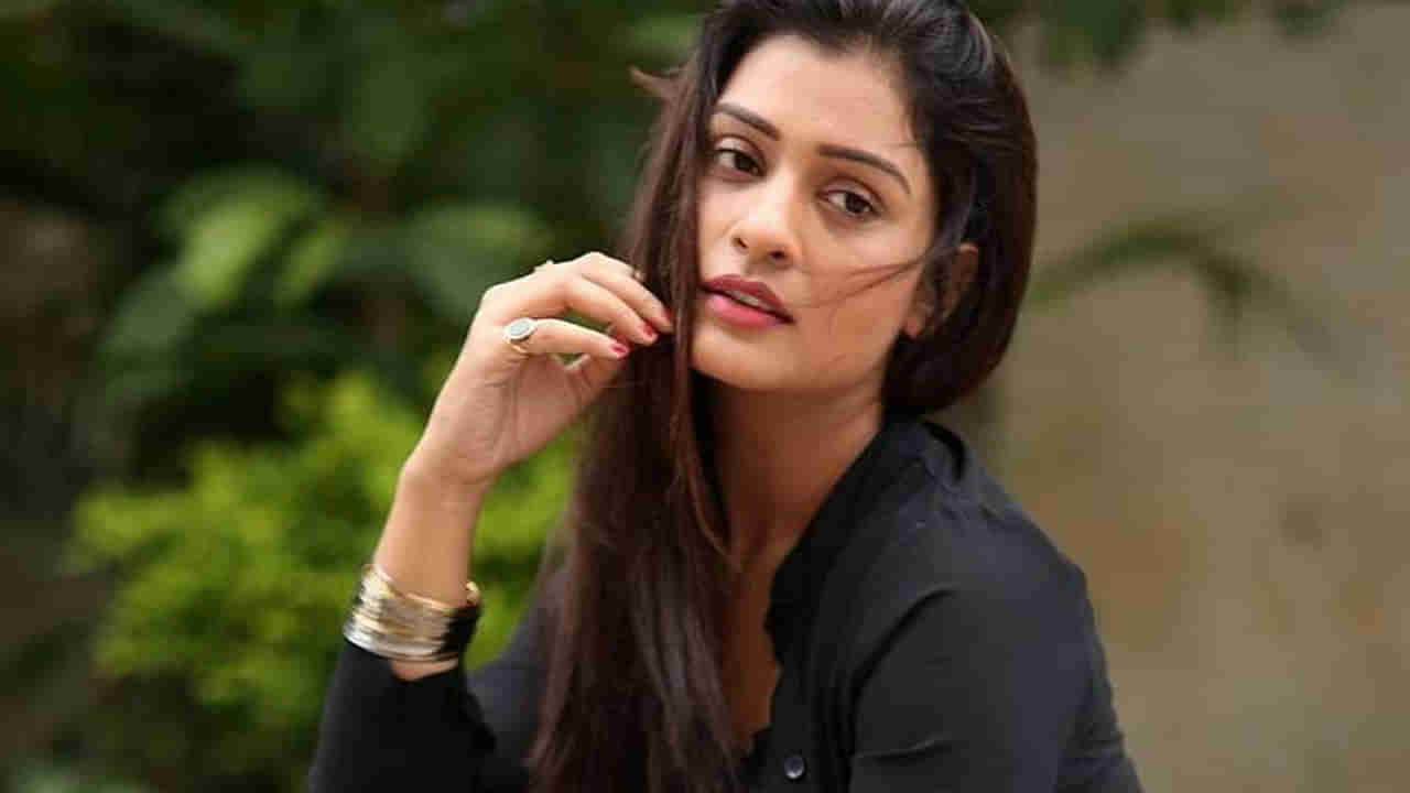 Payal Rajput : కన్నడ ఇండస్ట్రీ పై కన్నేసిన హాట్ బ్యూటీ.. స్టార్ హీరో సినిమాలో పాయల్