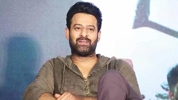 Prabhas: త్వరలో ఓ ఇంటివాడు కాబోతున్న యంగ్ రెబల్ స్టార్ ప్రభాస్.. నానక్రామ్గూడలో ఆధునిక సౌకర్యాలతో విల్లా నిర్మాణం..