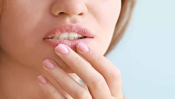 Winter skin care tips: ఇంట్లోనే లిప్ బామ్ తయారు చేసుకోండి.. చాలా ఈజీ..