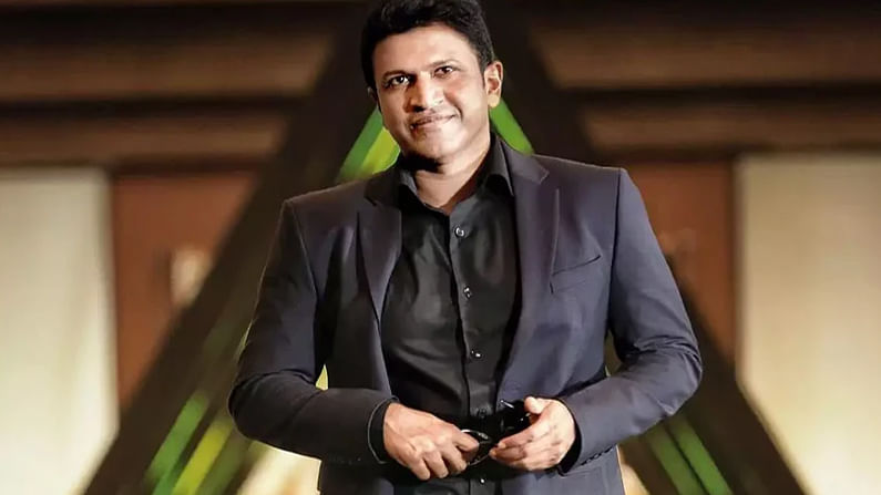 ఈ ఏడాది భారతీయ సినిమా పరిశ్రమను బాగా కుదిపేసిన విషాద ఘటనల్లో ఇది ఒకటి. సినిమా రంగంలో ఎంతో భవిష్యత్‌ ఉన్న కన్నడ పవర్‌స్టార్‌ పునీత్‌ రాజ్‌కుమార్‌ 46 ఏళ్ల వయసులోనే గుండెపోటుతో కన్నుమూశారు. ఆయన మరణంతో కర్ణాటక చిత్ర పరిశ్రమనే కాదు యావత్ భారతీయ సినిమా ఇండస్ట్రీ శోకసంద్రంలో మునిగిపోయింది.