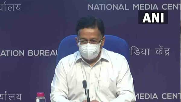 Covid New Guidelines: దేశవ్యాప్తంగా పెరుగుతున్న ఒమిక్రాన్ కేసులు.. కొత్త మార్గదర్శకాలు జారీ చేసిన కేంద్రం!