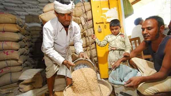 Ration Card: రేషన్ కార్డు, ఇళ్లు లేనివారికి కేంద్రం గుడ్న్యూస్.. త్వరలో కొత్త వ్యవస్థ..!