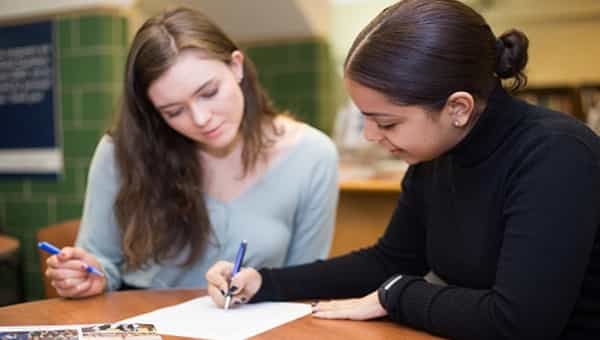 Career Guidance: రెజ్యూమ్, సీవీలకు మధ్య ఉన్న తేడా ఏంటి.? వేటిలో ఎలాంటి వివరాలు ఇవ్వాలి.. పూర్తి వివరాలు..