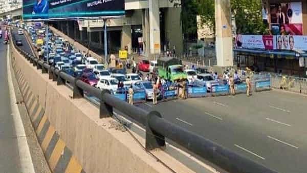 Hyderabad Road Accident: టిప్పర్ డ్రైవర్ నిర్లక్ష్యం.. రోడ్డు ప్రమాదంలో జర్నలిస్ట్ దుర్మరణం