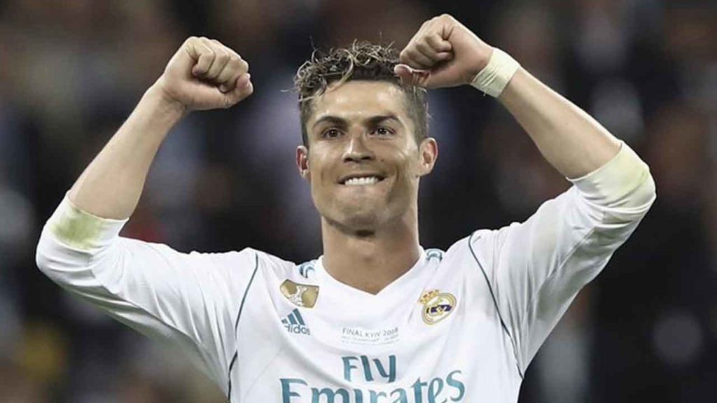 Cristiano Ronaldo: 801 గోల్స్తో టాప్లో.. సరికొత్త చరిత్ర సృష్టించిన రొనాల్డో..! Cristiano Ronaldo: 801 గోల్స్తో టాప్లో.. సరికొత్త చరిత్ర సృష్టించిన రొనాల్డో..!