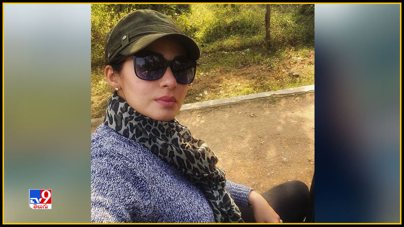 sadha New Photos. Credit by:sadha/Instagram