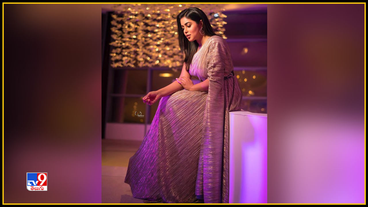 Shamna Kasim New Photos. Credit by:Shamna Kasim/Instagram