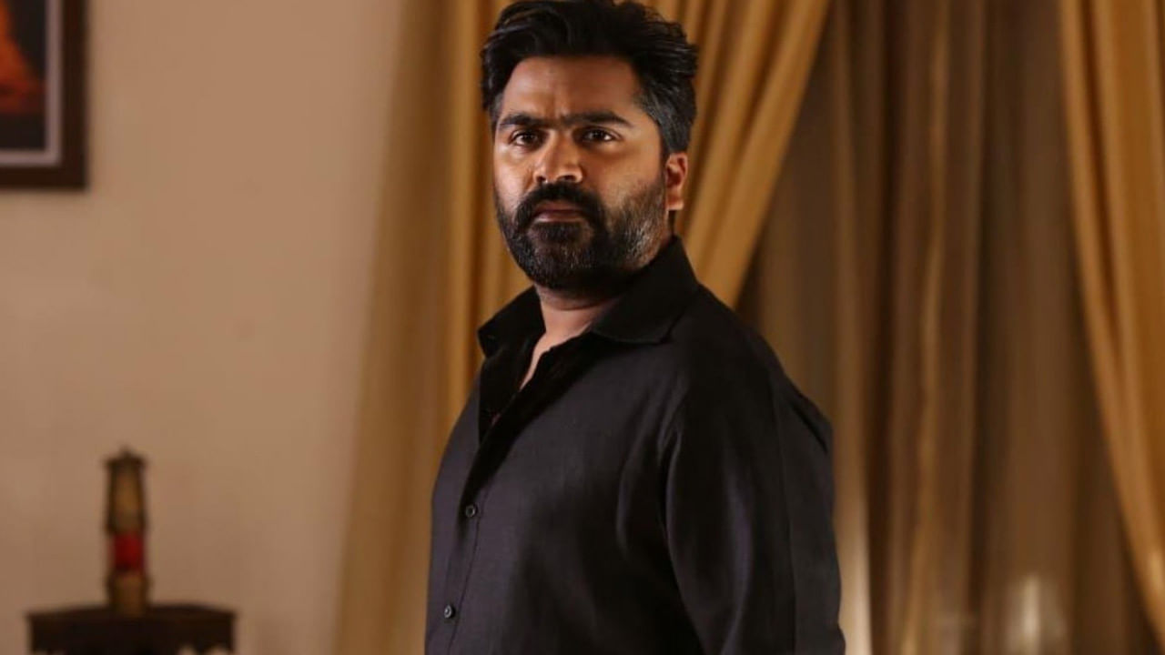 Simbu: ఆసుపత్రిలో చేరిన తమిళ్ స్టార్ హీరో శింబు.. ఆందోళనలో అభిమానులు... అసలు ఏమైందంటే..