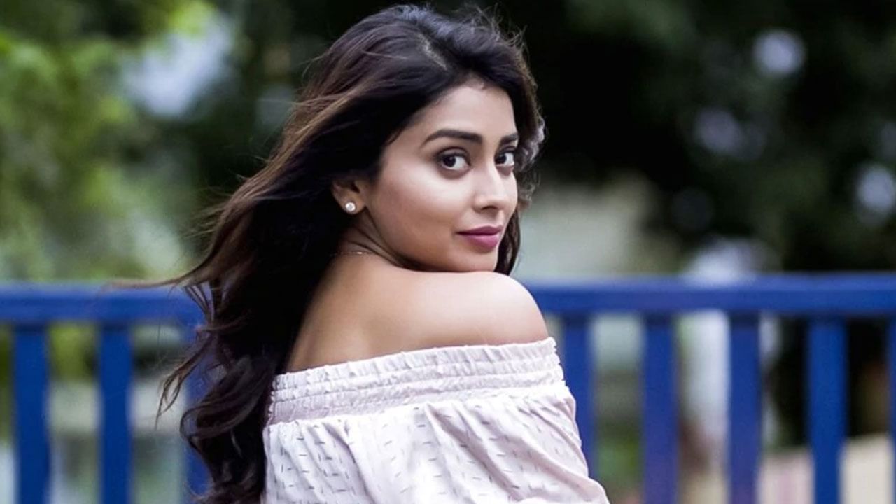 Shriya Saran:   పిల్లలు పుట్టాక ప్రపంచం మారుతుంది.. బాధ్యతలు పెరుగుతాయి : శ్రియ