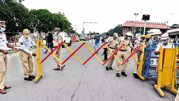 Coronavirus: ట్యాంక్బండ్పై జరిగే సండే - ఫన్డేను రద్దు చేసిన తెలంగాణ ప్రభుత్వం.. కారణమేంటో తెలుసా..?