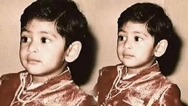 Tollywood: ఈ ఫోటోలో చిన్నోడు బాక్సాఫీస్ కింగ్.. అమ్మాయిల ఫాలోయింగ్ వేరే లెవెల్.. ఎవరో గుర్తుపట్టారా!