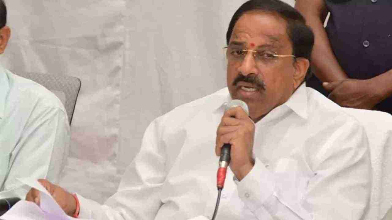 Telangana Politics: తెలంగాణ పాలిటిక్స్‌లో మళ్లీ హాట్‌ టాపిక్‌గా మారిన మాజీమంత్రి.. ఆయన చేసి కామెంట్స్ ఏంటంటే..!