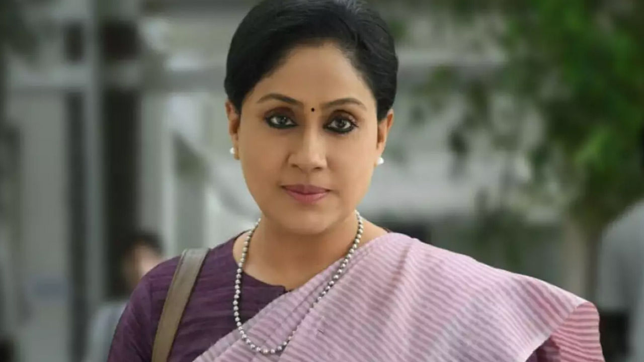 Vijayashanti :దాదాపు మూడు దశాబ్దాలతర్వాత ఆ హీరోతో కలిసి నటించనున్న విజయశాంతి..