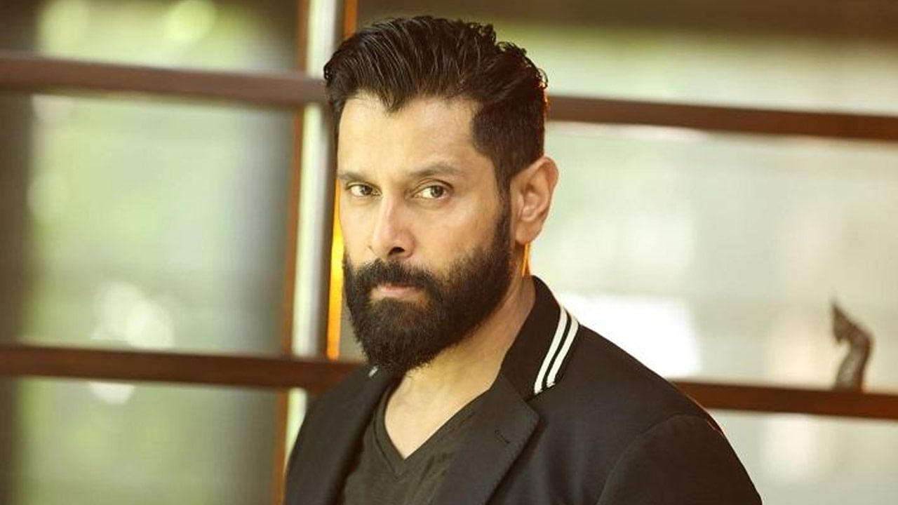 Chiyaan Vikram : హీరో విక్రమ్‌కు కరోనా పాజిటివ్.. సెలబ్రెటీలనూ వదలని మహమ్మారి