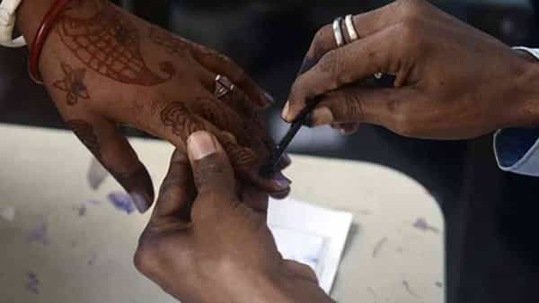 Vote Fine: ఓటు వేయకపోతే ఇకపై భారీ జరిమానా.. సోషల్ మీడియాలో వార్త వైరల్.. ఇది నిజమేనా..?