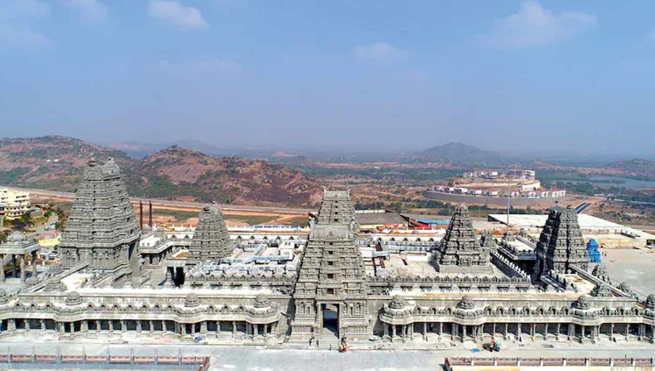 Yadadri Temple: ఏడేండ్ల కష్టానికి ఫలితం.. మరికొన్ని రోజుల్లో పునః ప్రారంభం కానున్న యాదాద్రి ఆలయం