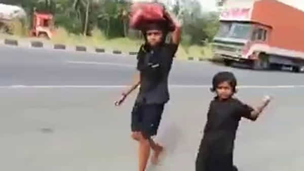 అయ్యప్పస్వామి దర్శనం కోసం అన్నాచెల్లెళ్ల 580 కిలోమీటర్ల పాదయాత్ర.. చిన్నారుల భక్తిని చూసి ఆశ్చర్యపోతున్న జనాలు..