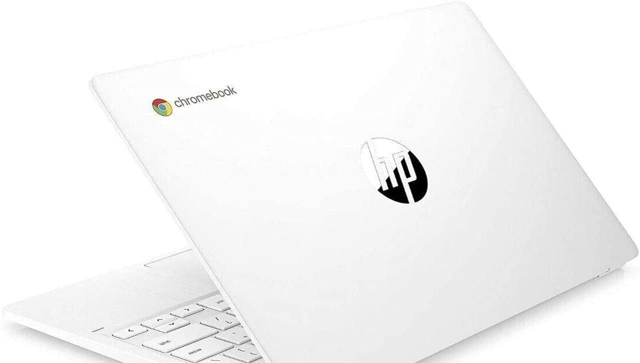 HP Chromebook MediaTek MT8183: హెచ్‌పీ కంపెనీకి చెందిన ఈ ల్యాప్‌టాప్‌ రూ. 23,490కి అందుబాటులో ఉంది. ఇందులో మీడియా టెక్‌ ప్రాసెసర్‌ను అందించారు. ఇందులో 11.6 ఇంచెస్‌ డిస్‌ప్లేతో పాటు 4 జీబీ ర్యామ్‌, 64 జీబీ ఇంటర్నల్‌ స్టోరేజ్‌ను ఇచ్చారు. గూగుల్‌ అసిస్టెంట్‌ సపోర్ట్‌తో కూడిన ఈ ల్యాప్‌టాప్‌ 12 గంటల బ్యాటరీ బ్యాకప్‌తో వస్తుంది.