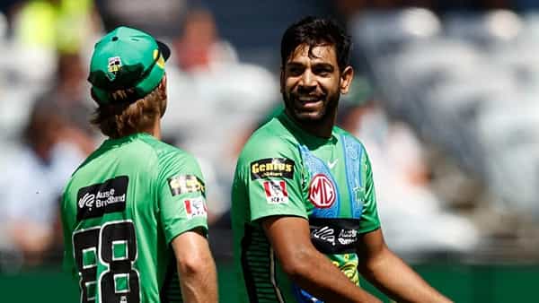 Big Bash League : టోర్నీ మధ్యలోనే స్వదేశానికి పాకిస్తాన్ ఆటగాళ్లు.. కారణమేంటంటే..