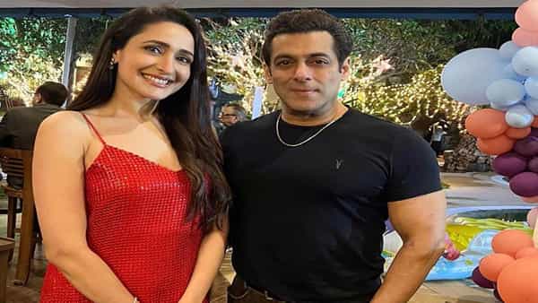 Pragya Jaiswal: సల్మాన్ను మొదటిసారి కలిసినప్పుడు ఏం అడిగానంటే.. ఆసక్తికర విషయాలు వెల్లడించిన ప్రగ్యా జైస్వాల్..